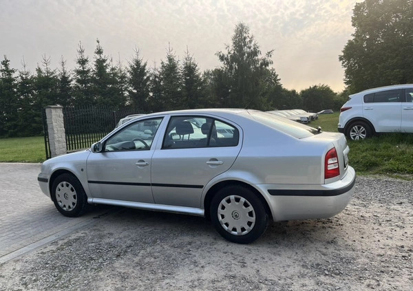 Skoda Octavia cena 14900 przebieg: 230000, rok produkcji 2009 z Śrem małe 742